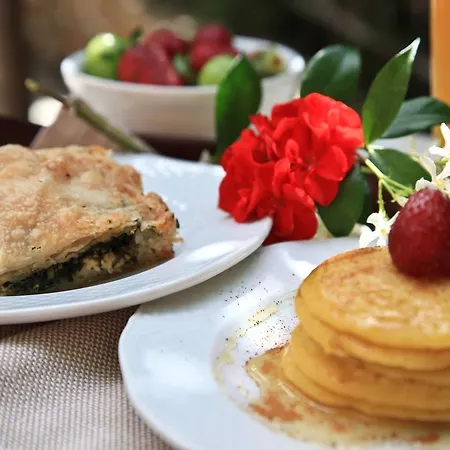 Boutique Hotel Kokkino Spiti 3*