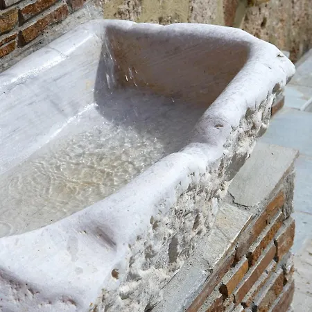 Boutique Kokkino Spiti 3* فيريا