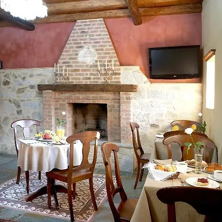 Boutique Kokkino Spiti Hotel