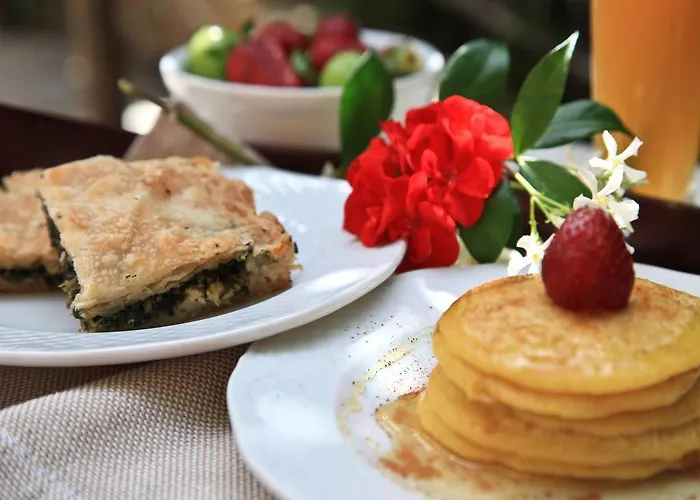 Boutique Hotel Kokkino Spiti 3*